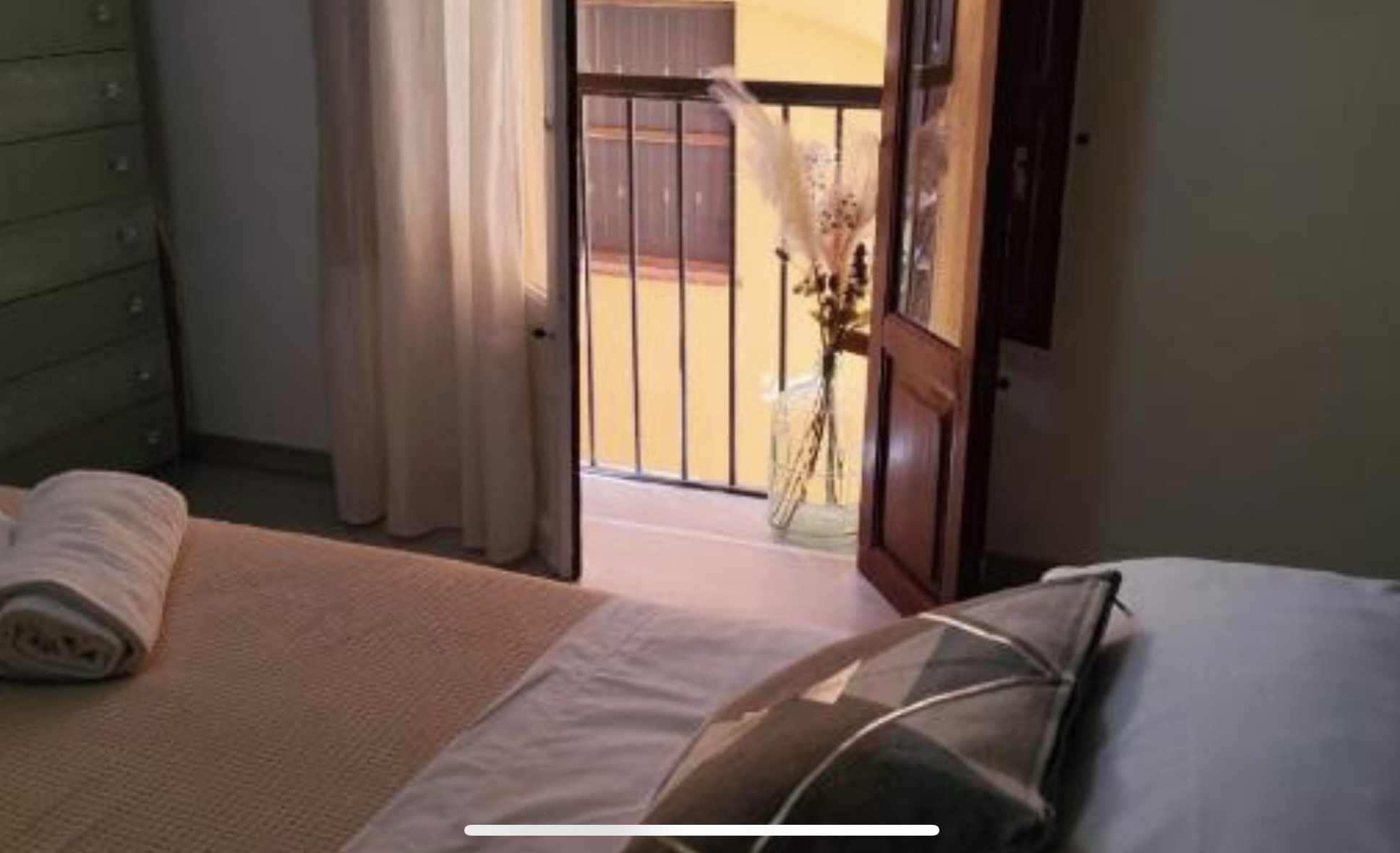 Green Apartment – Interior